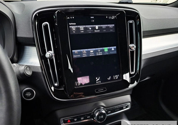 Volvo XC 40 cena 149000 przebieg: 69717, rok produkcji 2022 z Krzeszowice małe 352